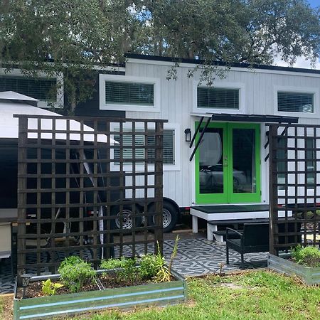 Pet Friendly, Modern Tiny House In Vibrant Clermont Villa Kültér fotó