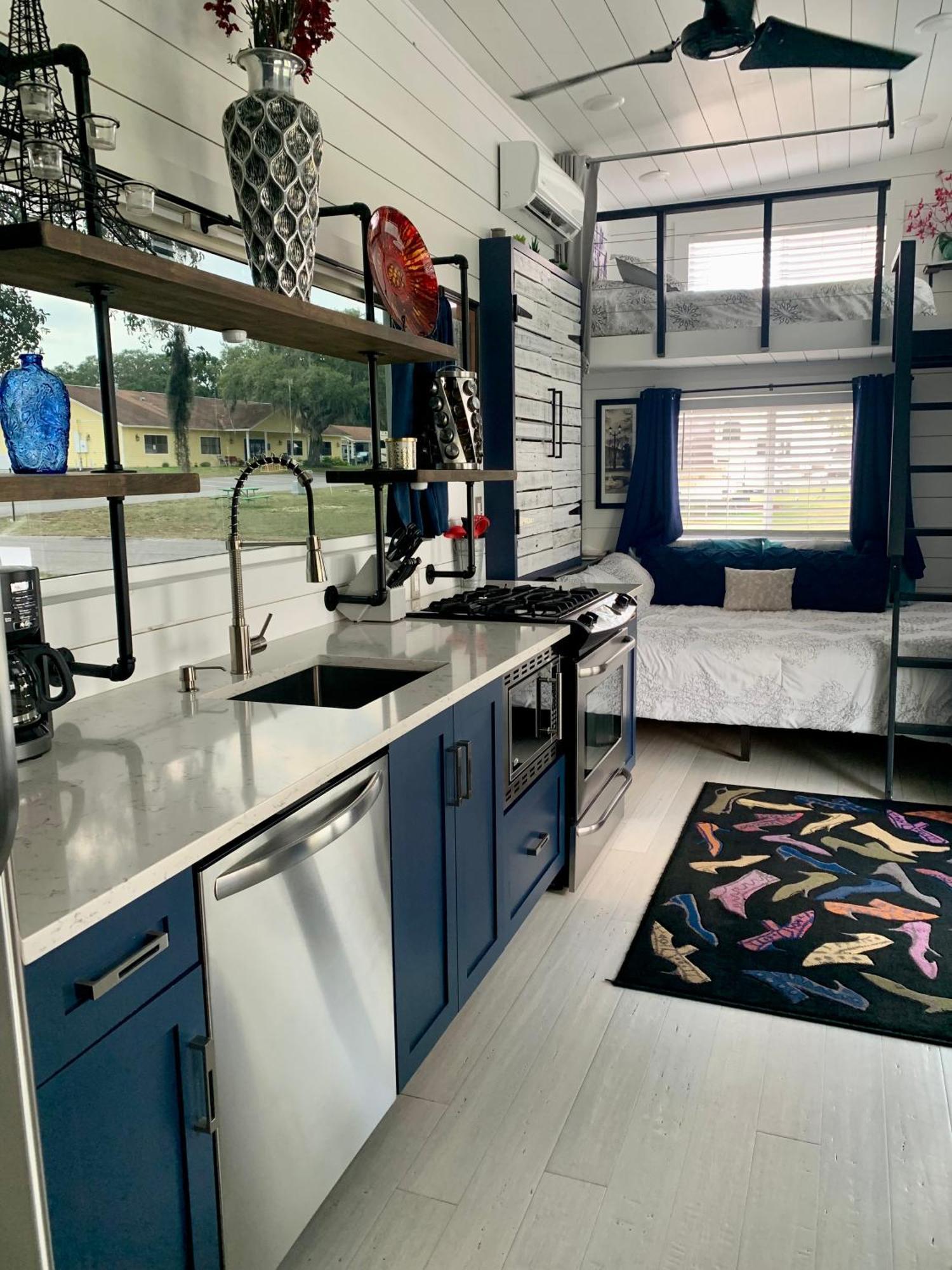 Pet Friendly, Modern Tiny House In Vibrant Clermont Villa Kültér fotó