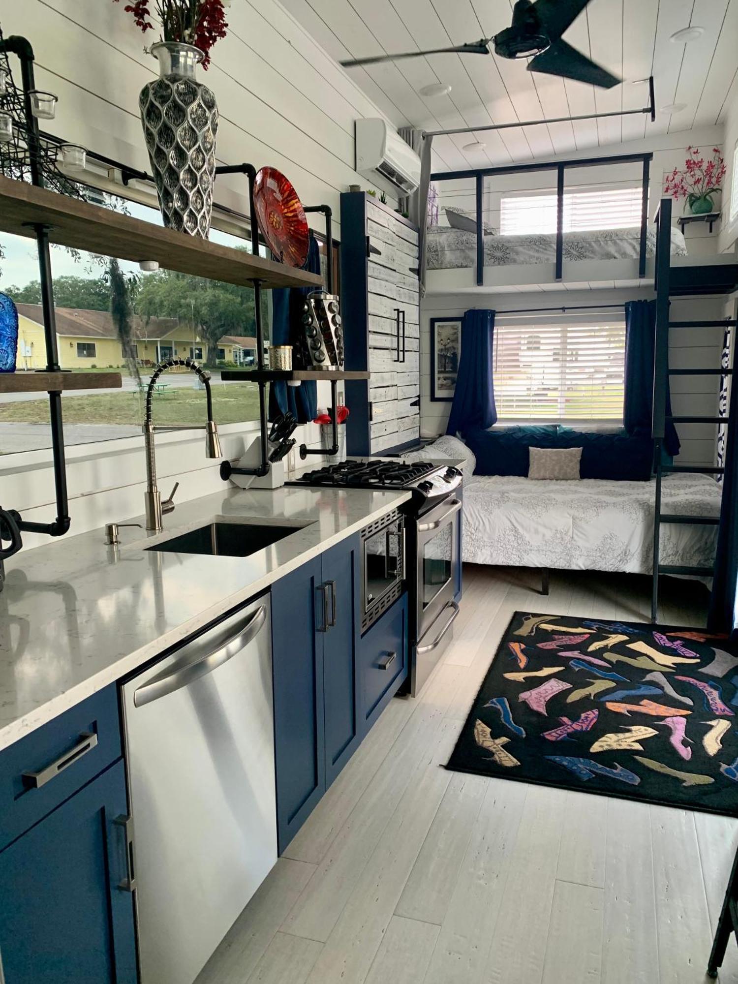 Pet Friendly, Modern Tiny House In Vibrant Clermont Villa Kültér fotó